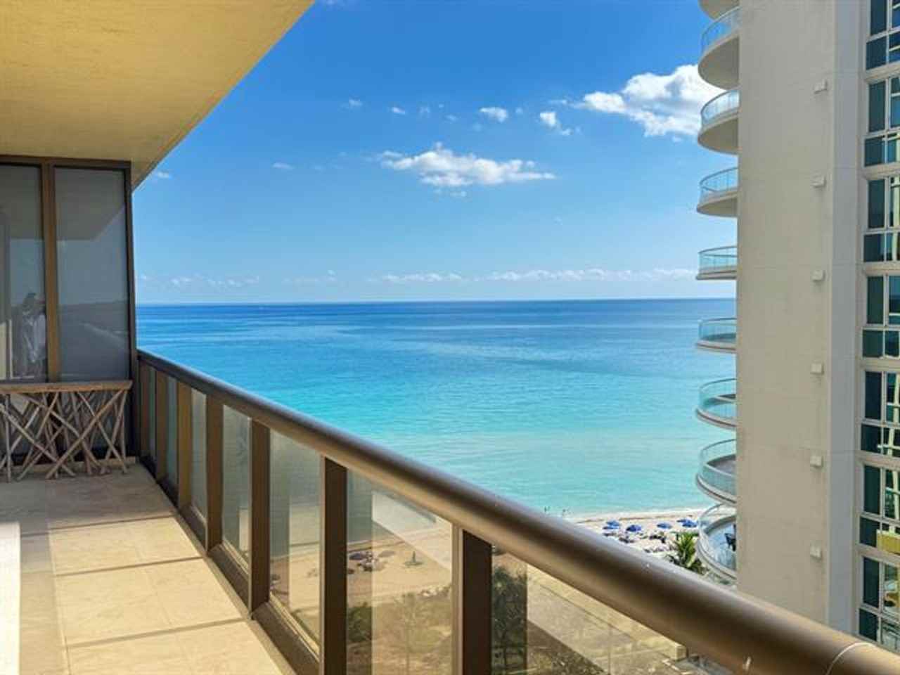 16275 16275 Collins Avenue Ave appt #1004 - Photo 2 of 30