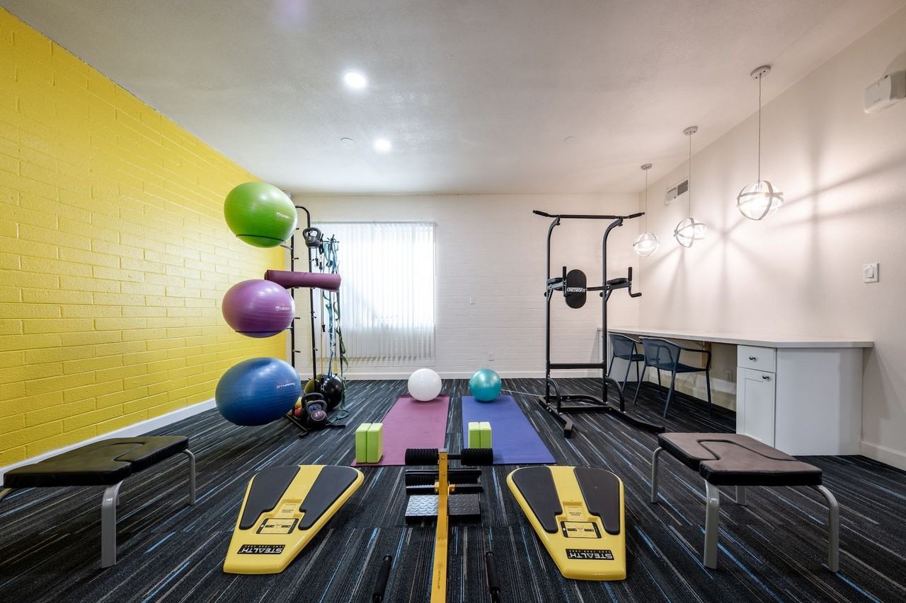Spectra Midtown - Photo 7 of 14