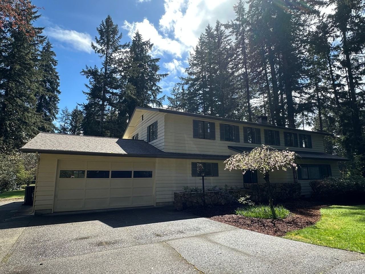 649 171st Ave Se - Photo 4 of 50