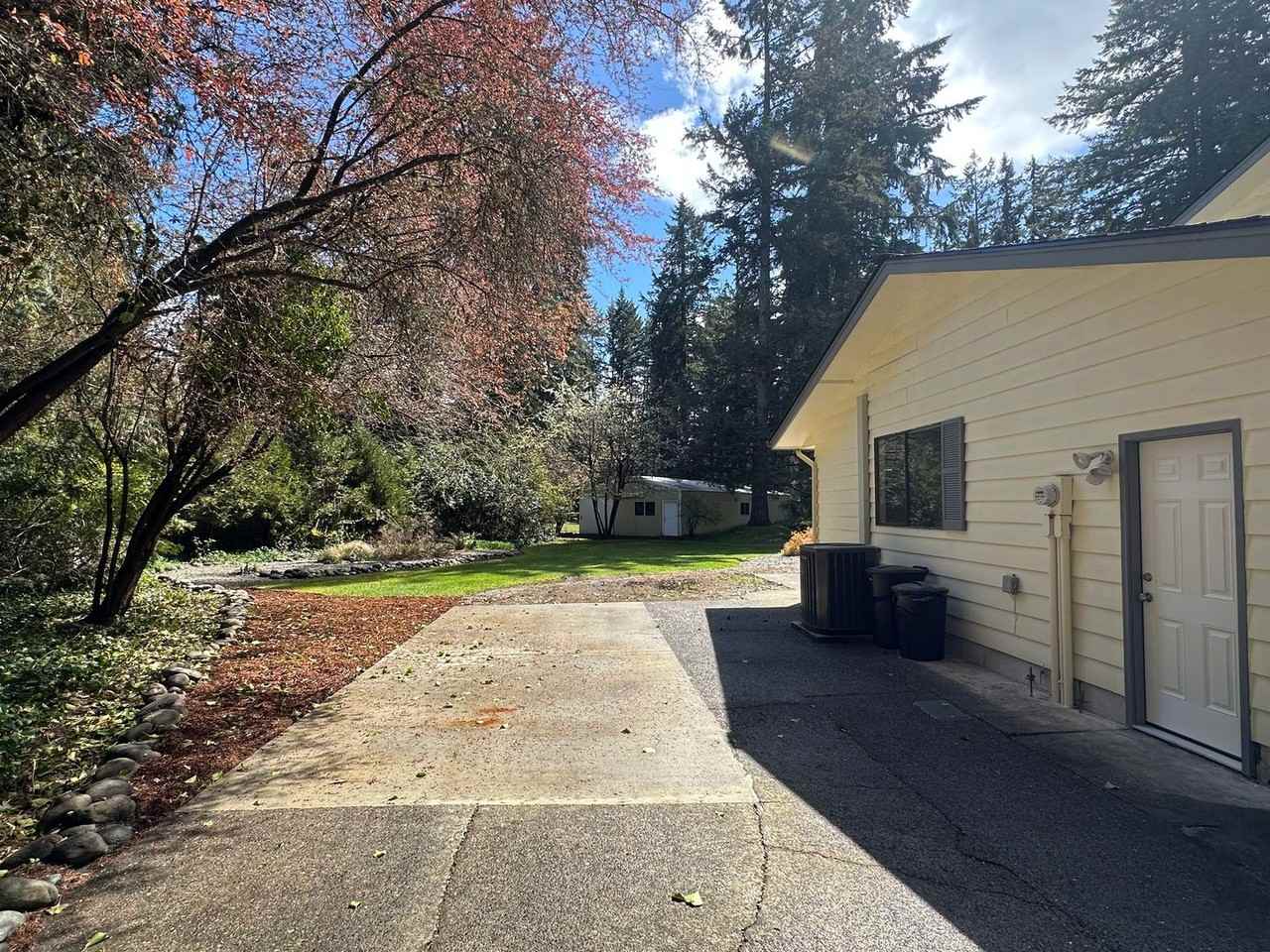 649 171st Ave Se - Photo 6 of 50