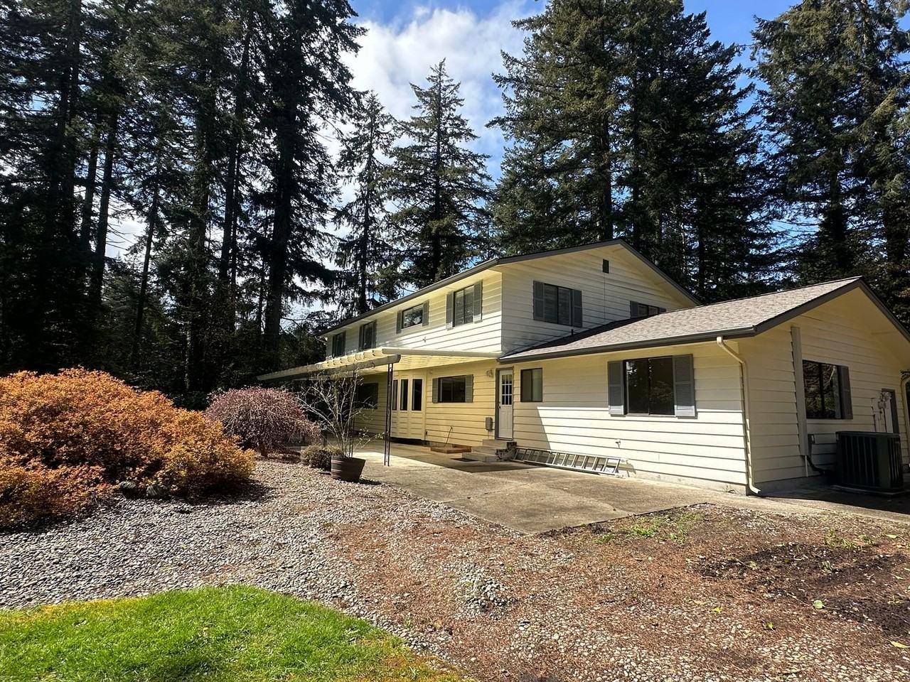 649 171st Ave Se - Photo 7 of 50