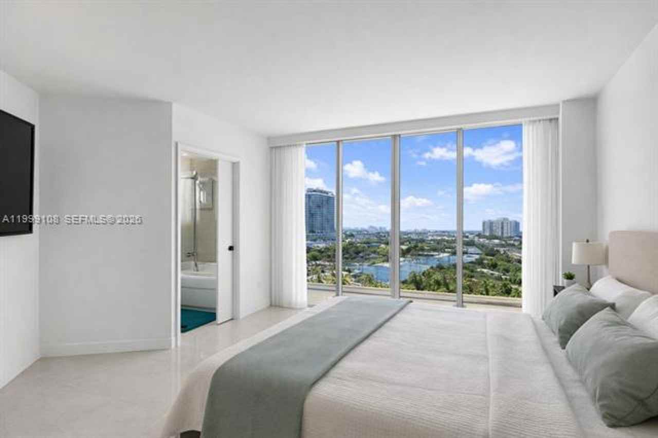 7330 Ocean Ter #8C - Photo 7 of 37