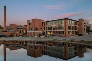 featured image of 200 Barrett St