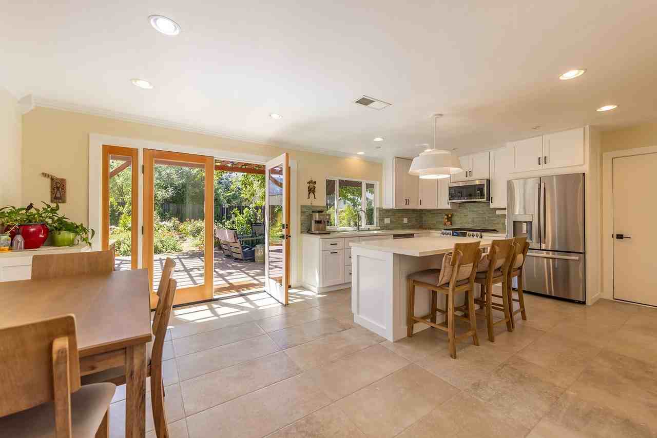 1113 Sunnyglenn Ave - Photo 5 of 22