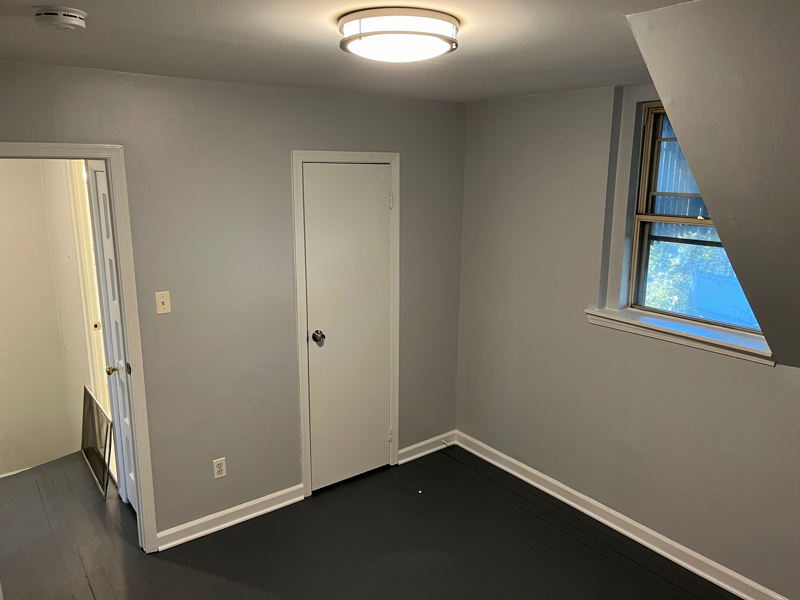 1406 Morton Ave - Photo 7 of 8