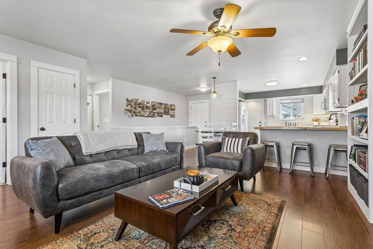 799 Breccia Ave - Photo 6 of 30