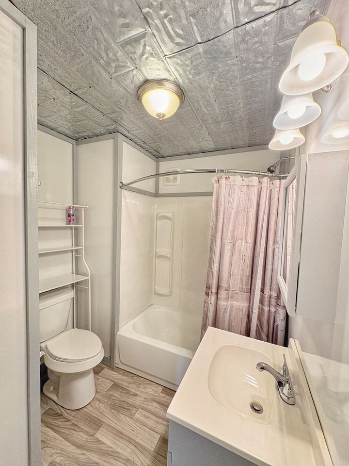 185 Candy Rd - Photo 3 of 8