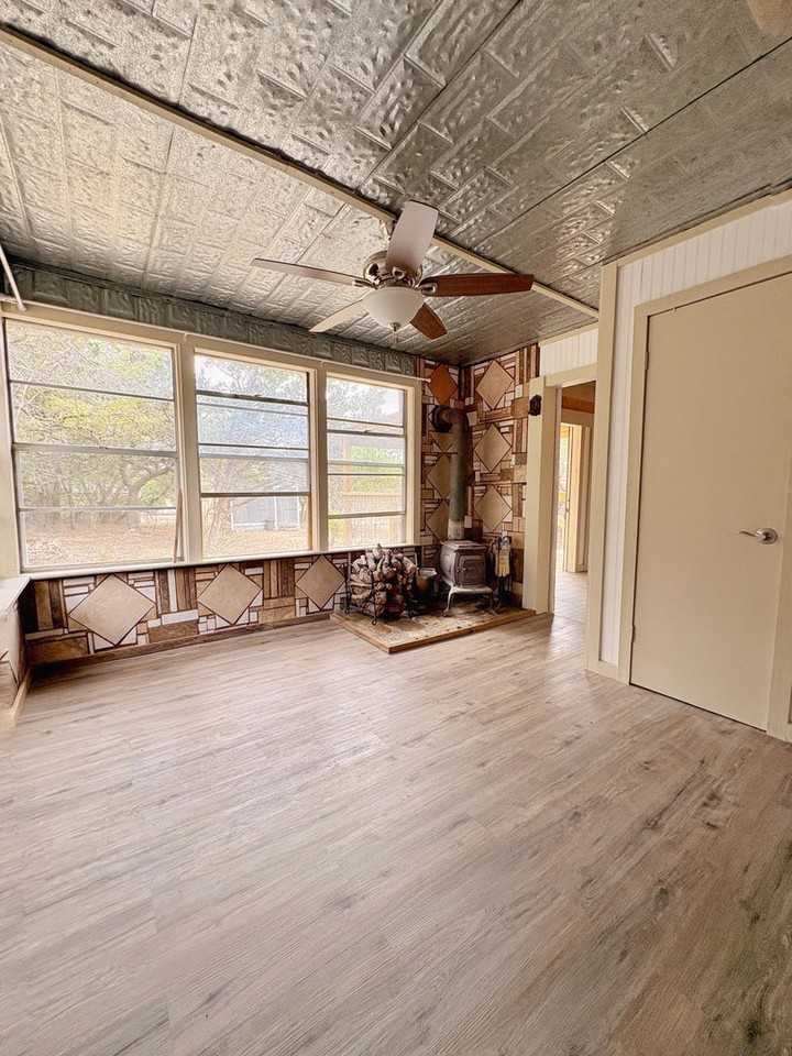 185 Candy Rd - Photo 6 of 8