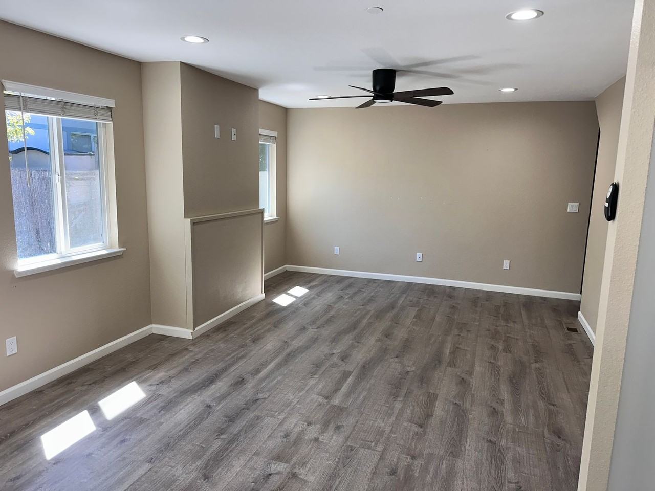 6390 San Simeon Dr - Photo 3 of 13