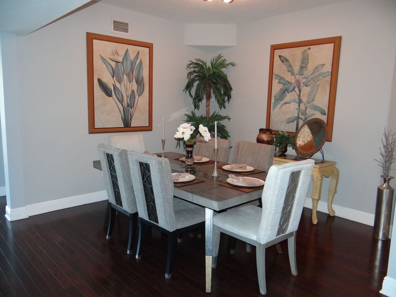 7824 Holiday Isle Dr #203 - Photo 5 of 9