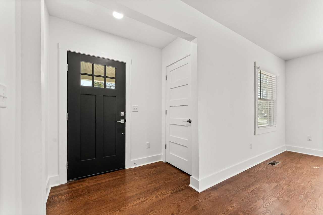 1163 S Mary Ave - Photo 5 of 31