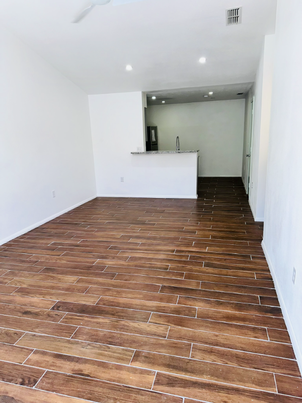 3136 Harmon Ln #3136 - Photo 3 of 20