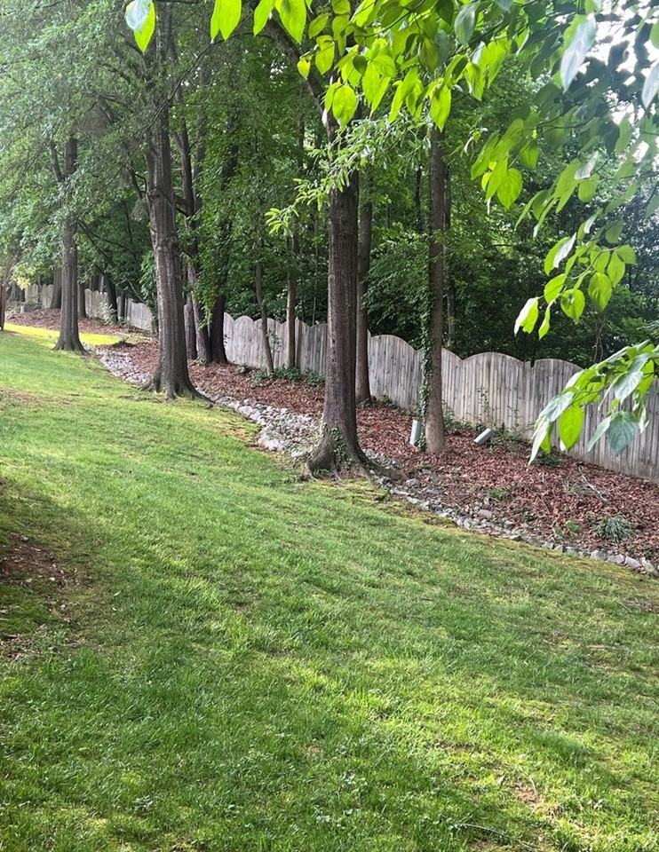 2718 Cottage Cir - Photo 3 of 5