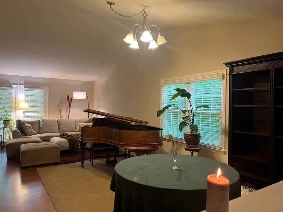 2718 Cottage Cir - Photo 4 of 5