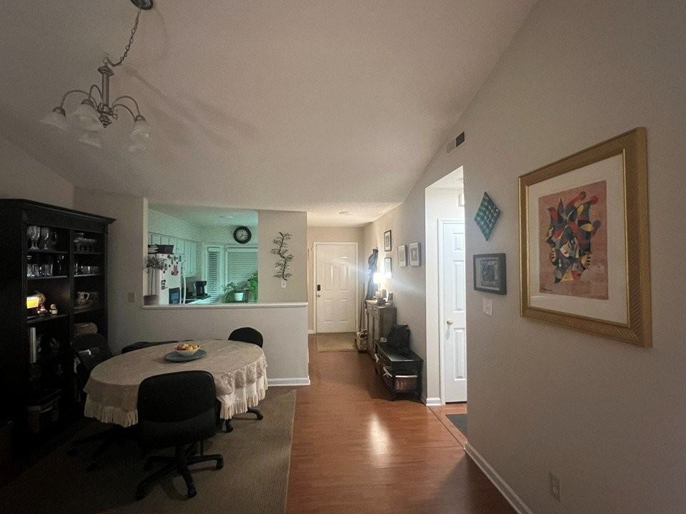 2718 Cottage Cir - Photo 5 of 5