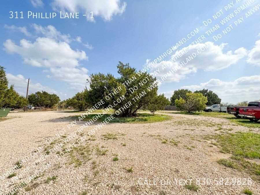 311 Phillip Ln #1 - Photo 6 of 6