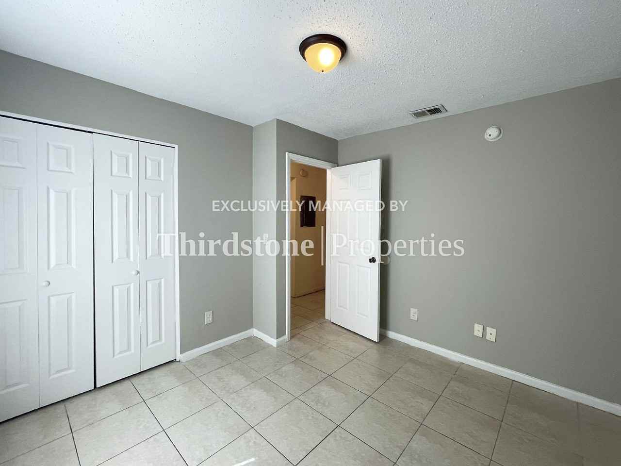 5128 Indian Lakes Ct #2 - Photo 7 of 17