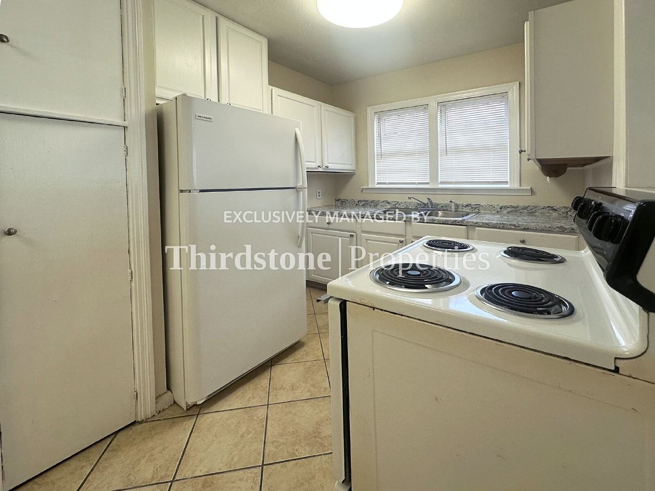 2659 College St #4 - Photo 5 of 17