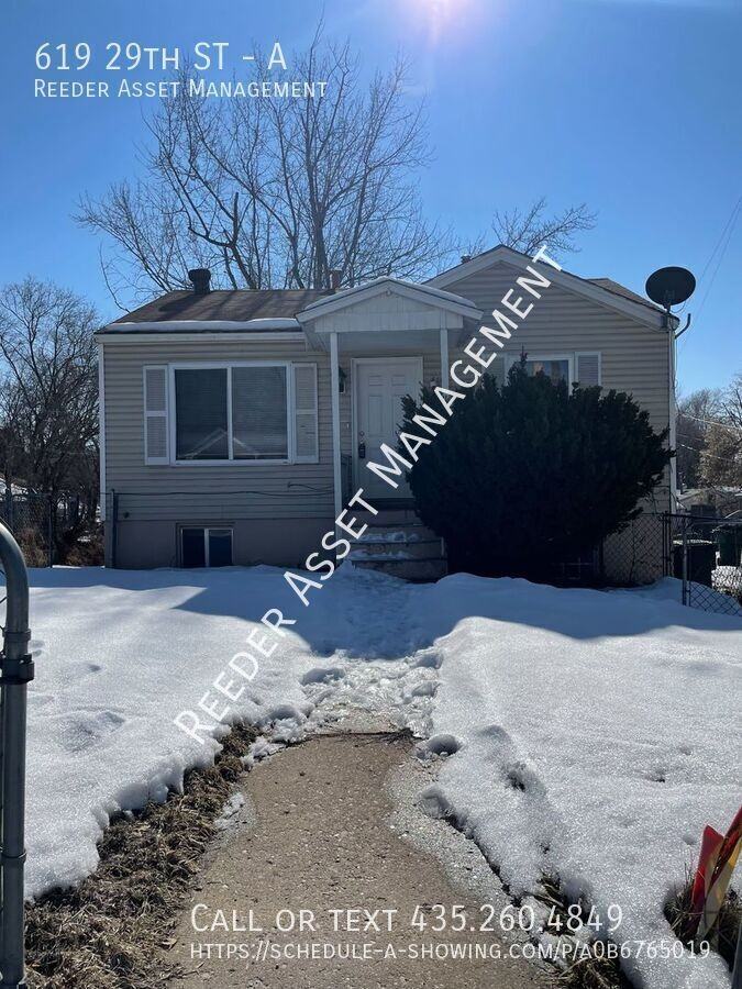 619 29th St #A - Photo 2 of 23