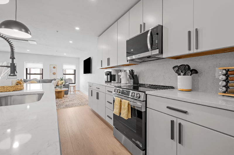 416 Main St #2 - Photo 7 of 20