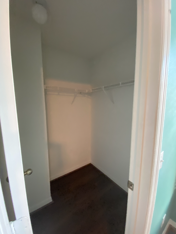 1353 Karok St - Photo 2 of 9