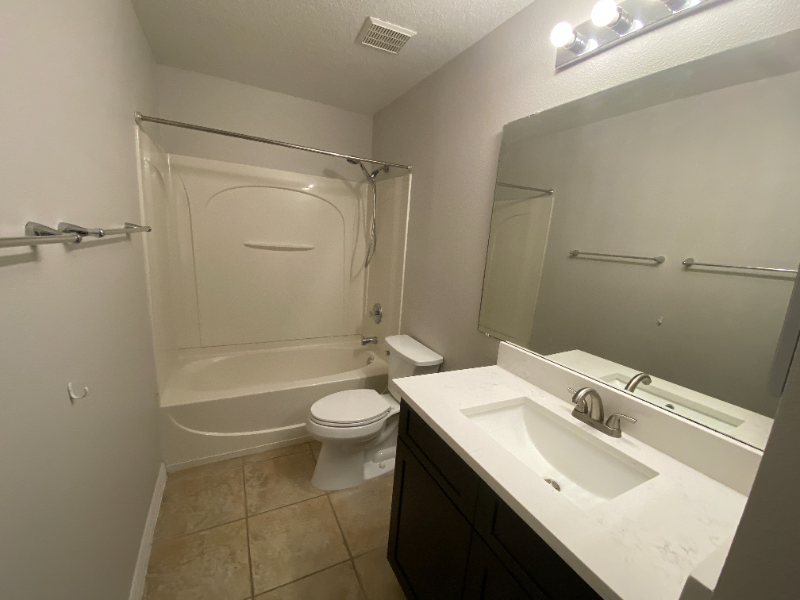 1353 Karok St - Photo 3 of 9