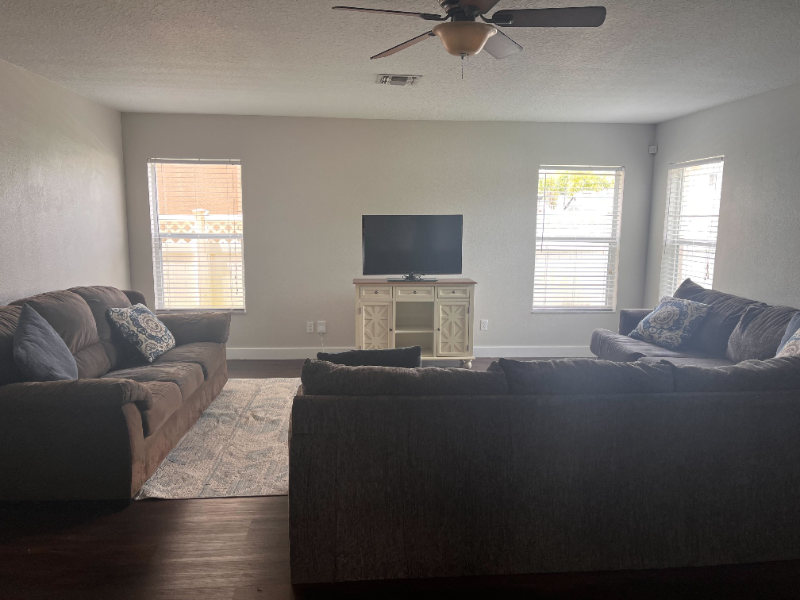 1353 Karok St - Photo 6 of 9