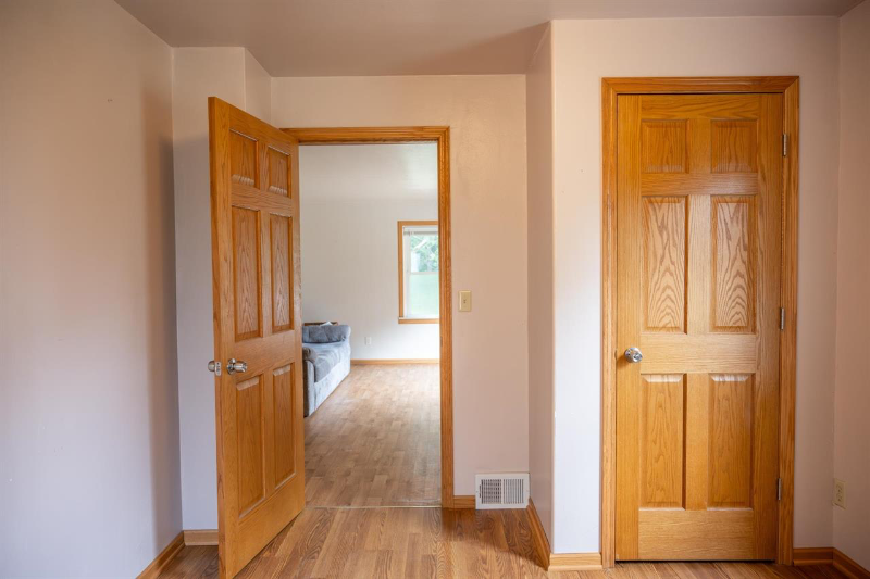 901 Martin St - Photo 2 of 14