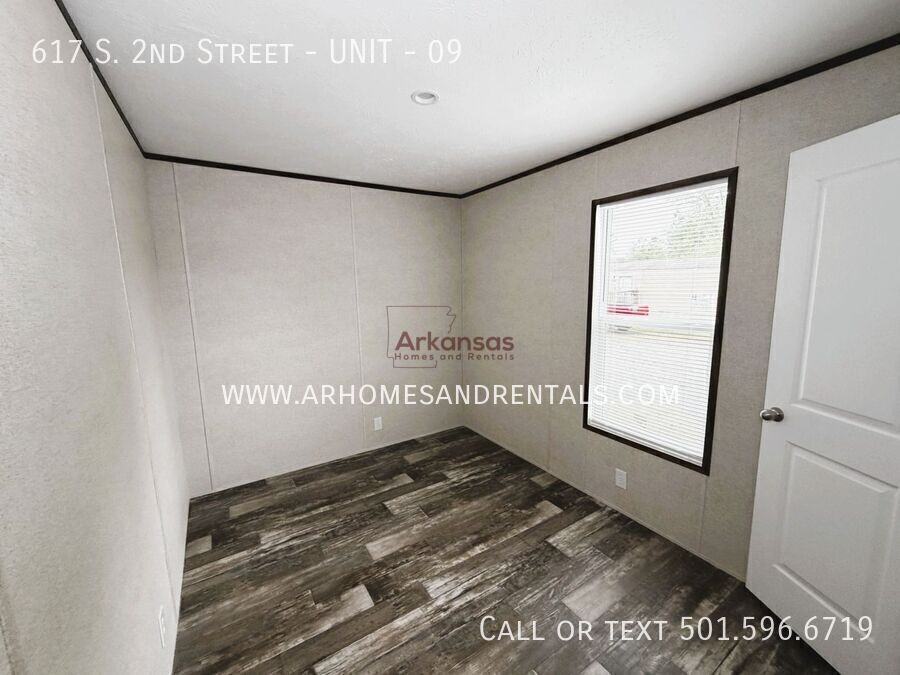 617 S 2nd St #09 - Photo 7 of 12