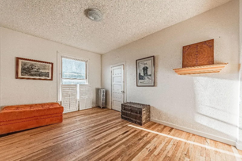 417 W 3rd St #1 - Photo 2 of 13