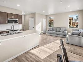 featured image of 1290 N 13th St