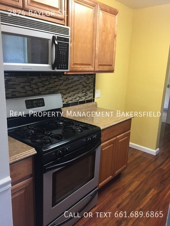 2824 Baylor St - Photo 3 of 15