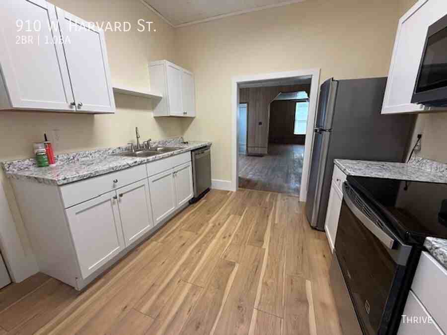 910 W Harvard St - Photo 2 of 10