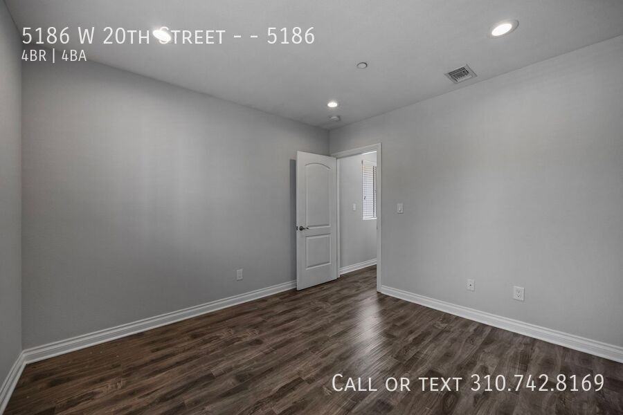 5186 W 20th St #5186 - Photo 7 of 24