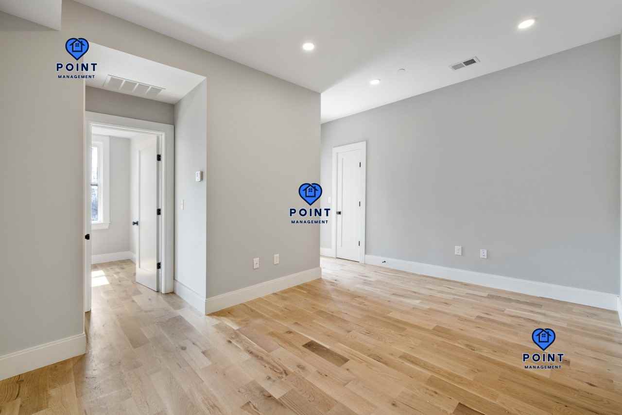 66 Lubec - Photo 6 of 23