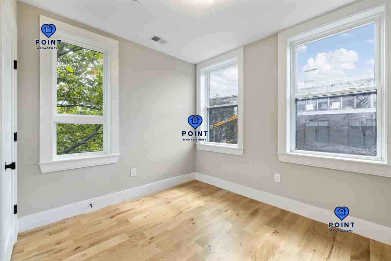 66 Lubec - Photo 7 of 23