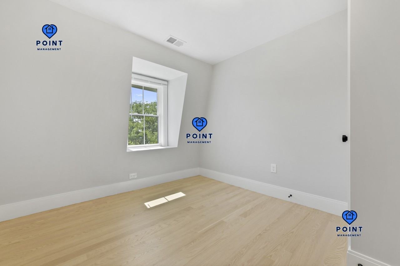 226-228 Princeton St. - Photo 7 of 13