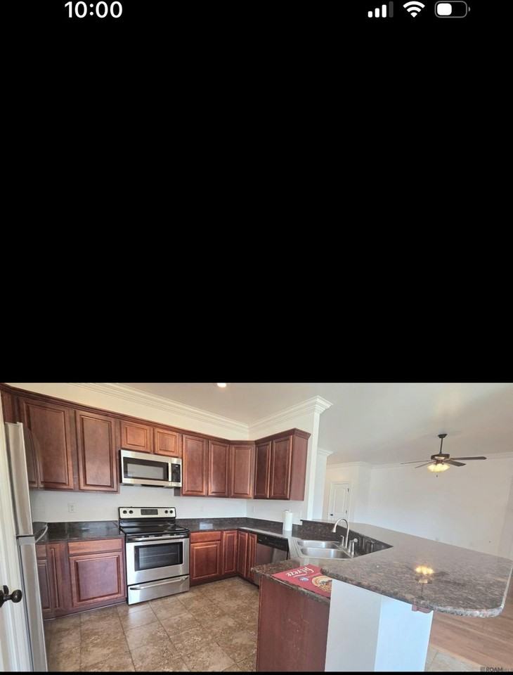 10028 Savannah Jane Ln - Photo 3 of 21