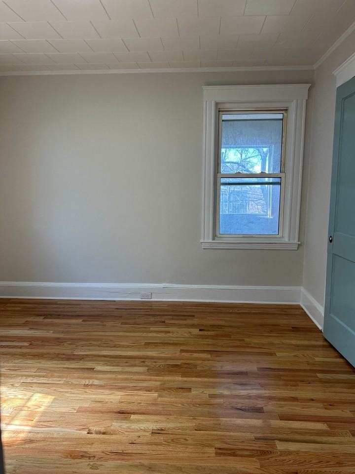 67 Stanley St #1 - Photo 3 of 12