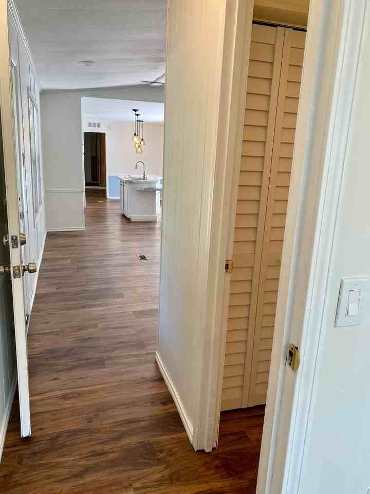 114 Heathcliff Rd - Photo 4 of 17