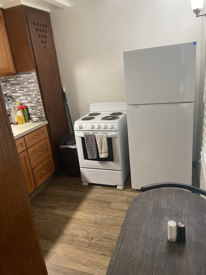 4937 Olivewood Ave - Photo 4 of 7