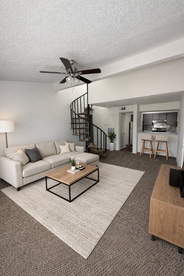 3740 Little Rd - Photo 4 of 8