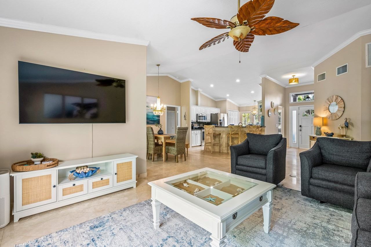 2635 47th Ave - Photo 5 of 16