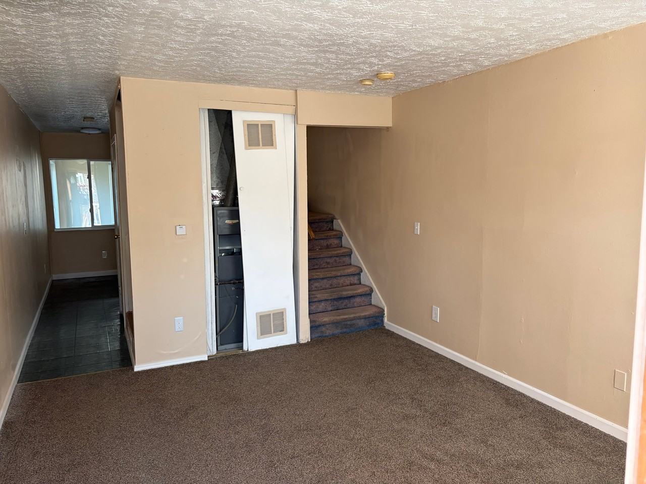 132 Mann Ave #B - Photo 2 of 4