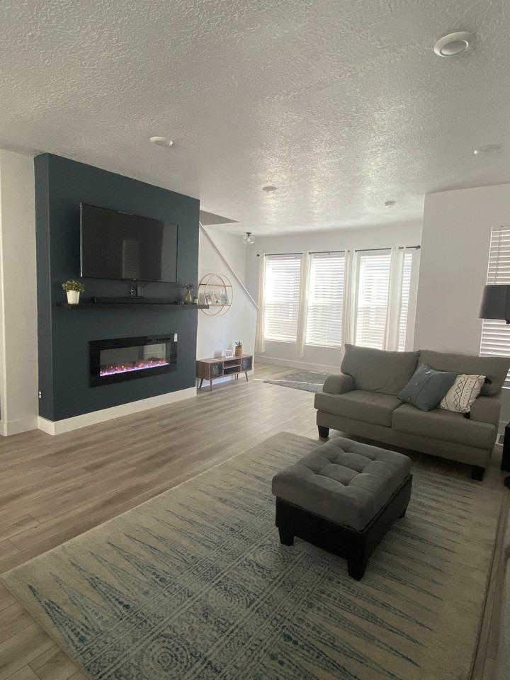 4726 S Hillhouse Cv #103 - Photo 3 of 7