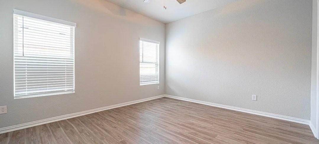 9314 Clarke Cv - Photo 4 of 9