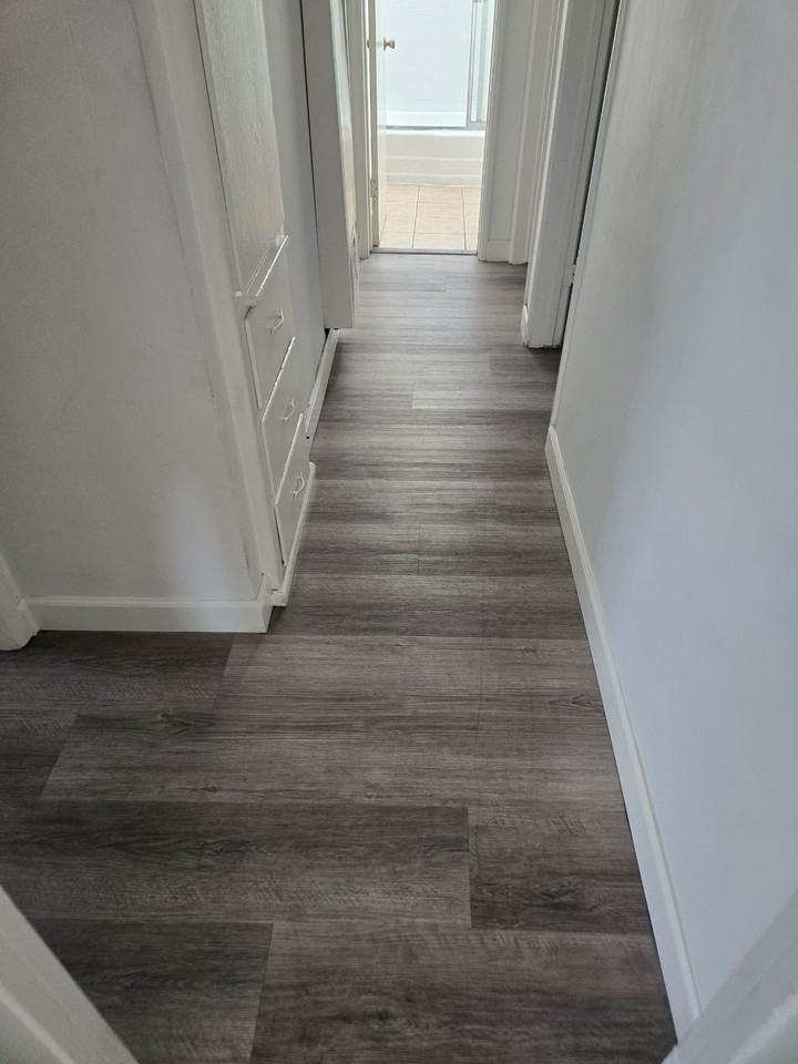 5908 1/2 Crenshaw Blvd - Photo 3 of 4