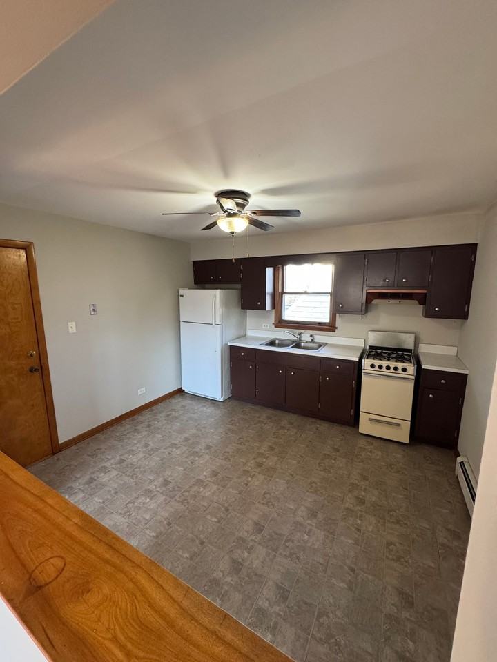 544 S Water St #2E - Photo 2 of 6