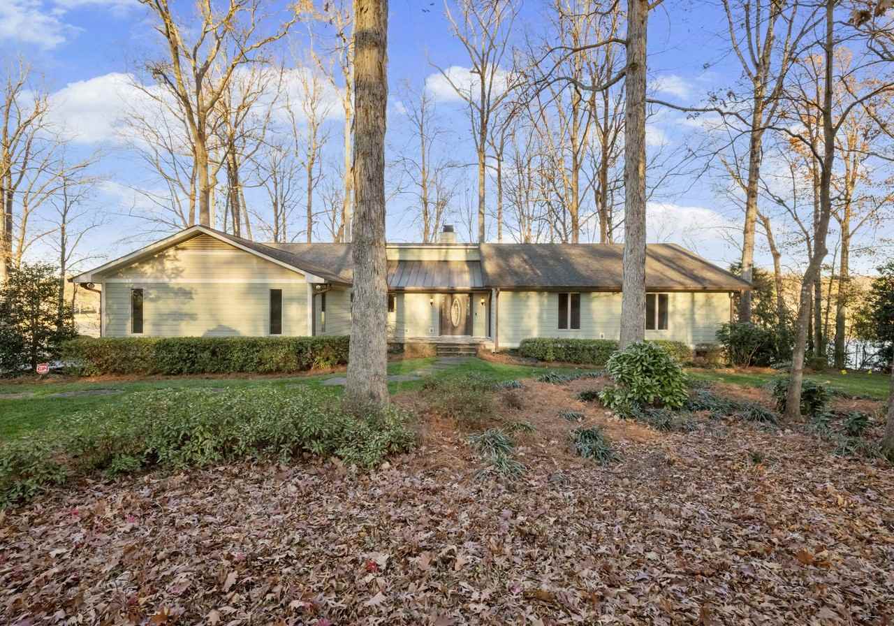 19709 Stough Farm Rd - Photo 2 of 20