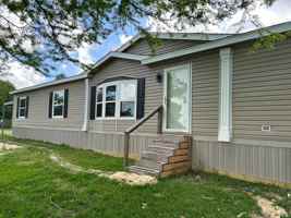 featured image of 12545 Louis Dr #A